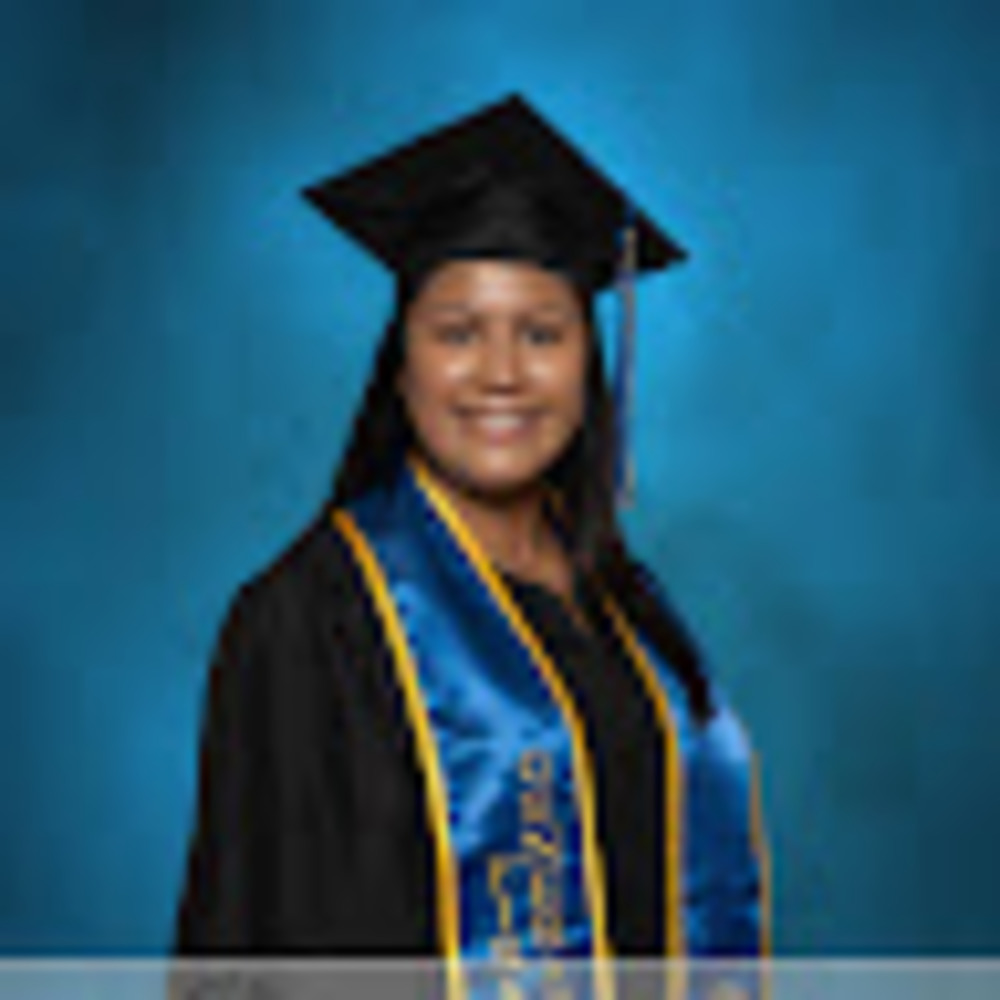 Meet your Posher, Leticia